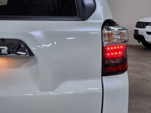 Used 2023 Toyota 4Runner Limited image 22