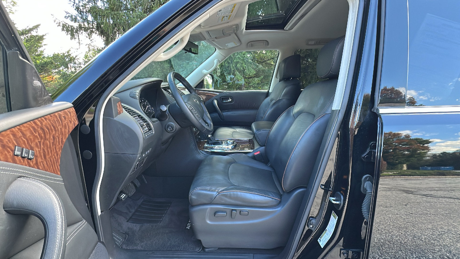 Certified 2019 Nissan Armada Platinum w/ Captain's Chairs Package AWD/4WD image 13