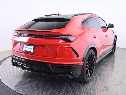 Used 2020 Lamborghini Urus AWD/4WD image 7