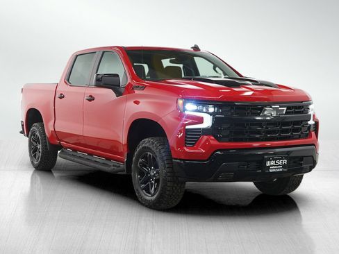 Used 2024 Chevrolet Silverado 1500 LT Trail Boss w/ Convenience Package II image 7