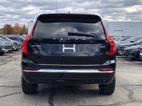 New 2026 Volvo XC90 B6 Plus w/ Protection Package Premier image 5