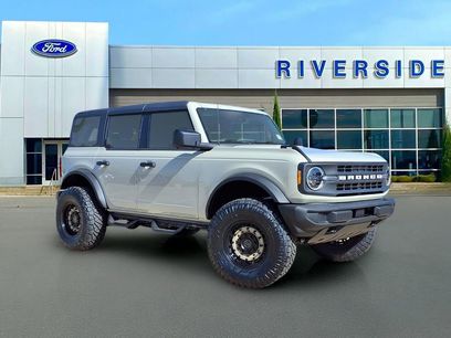 New 2025 Ford Bronco 4-Door