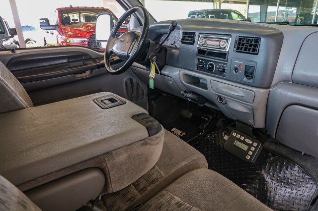 Used 1999 Ford F550 4x4 Regular Cab Super Duty image 31