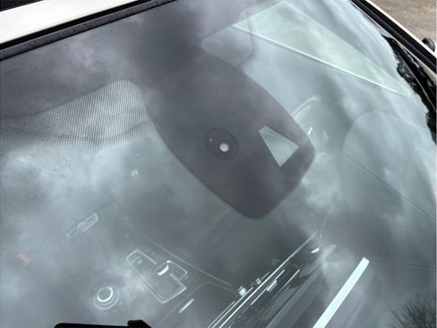 Used 2012 BMW 650i Convertible image 12