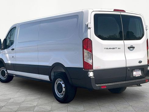 Used 2025 Ford Transit 150 Low Roof RWD image 10