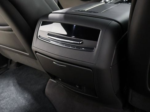 Used 2023 Cadillac Escalade Premium Luxury image 52