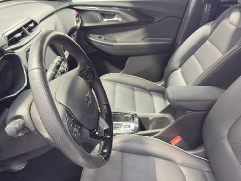Used 2023 Chevrolet TrailBlazer RS w/ Convenience Package FWD image 22