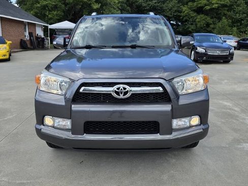 Used 2013 Toyota 4Runner SR5 w/ Convenience Pkg RWD image 4