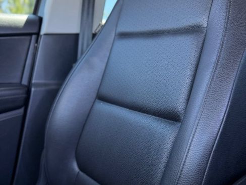 Used 2017 Volkswagen Tiguan S AWD/4WD image 32