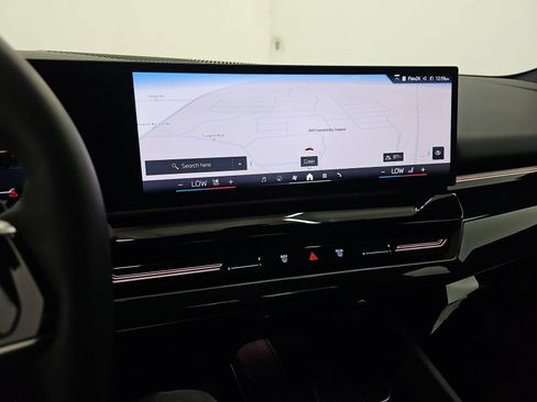 Used 2026 BMW 530i RWD image 11