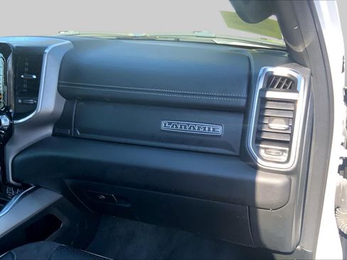 Used 2023 RAM 1500 Laramie AWD/4WD image 19