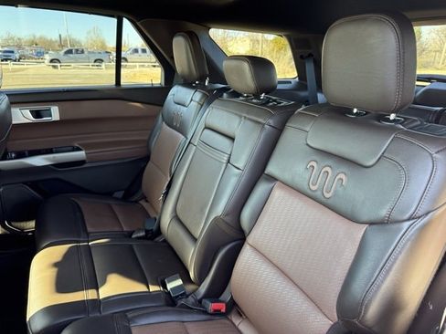 Used 2022 Ford Explorer King Ranch w/ Class IV Trailer Tow Package image 14