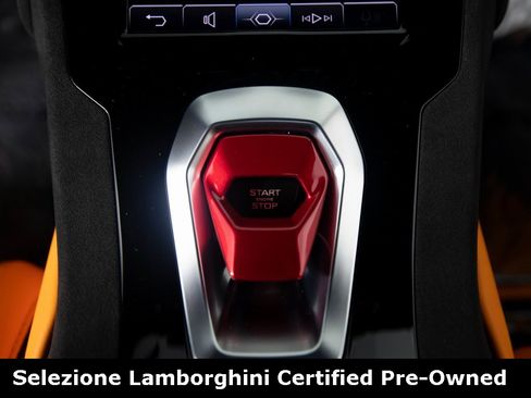 Used 2023 Lamborghini Huracan Tecnica image 18