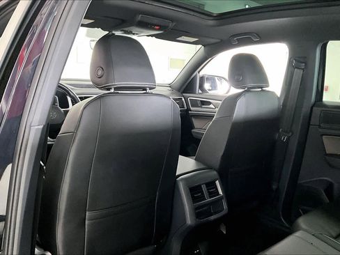 Used 2023 Volkswagen Atlas Cross Sport SE w/ Panoramic Sunroof Package AWD/4WD image 10
