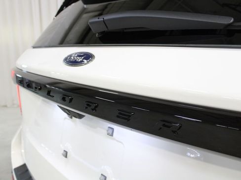 New 2026 Ford Explorer ST w/ Sun And Sound Package AWD/4WD image 33