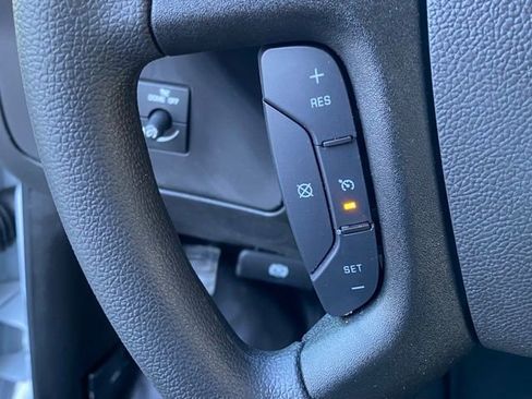 New 2025 Chevrolet Express 3500 w/ Power Convenience Package image 17