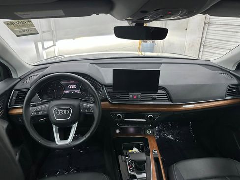Used 2023 Audi Q5 2.0T Premium w/ Convenience Package AWD/4WD image 24