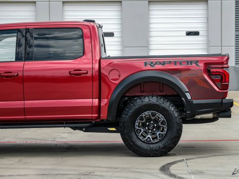 Used 2025 Ford F150 Raptor w/ Equipment Group 803A Raptor R AWD/4WD image 9