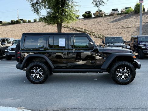 Used 2020 Jeep Wrangler Unlimited Rubicon w/ Safety Group AWD/4WD image 6