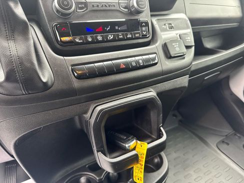 Used 2023 RAM ProMaster 2500 w/ Convenience Group image 13