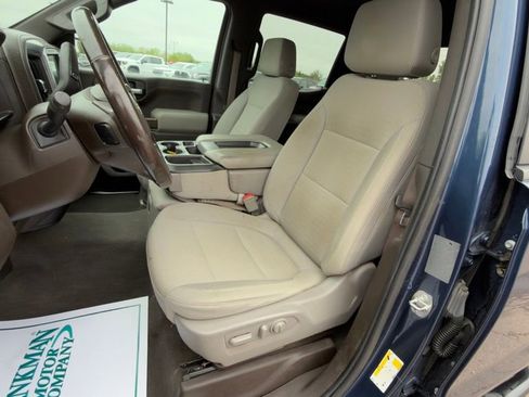 Used 2019 Chevrolet Silverado 1500 LT w/ Convenience Package AWD/4WD image 21