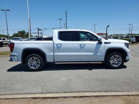New 2026 GMC Sierra 1500 Denali w/ Technology Package AWD/4WD image 31