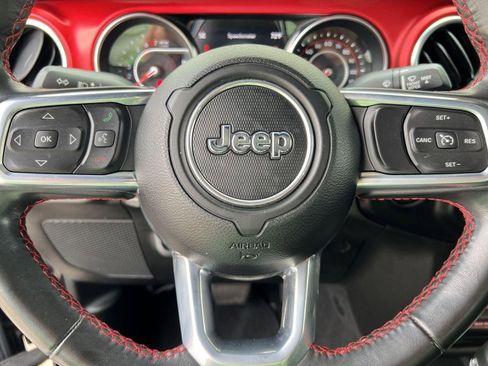 Used 2022 Jeep Gladiator Rubicon w/ Trailer Tow Package image 17