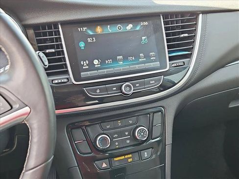 Certified 2018 Buick Encore Preferred FWD image 20