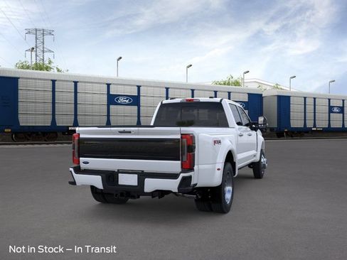 New 2026 Ford F450 Platinum w/ FX4 Off-Road Package AWD/4WD image 8