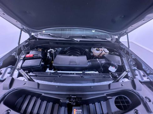 Used 2024 Cadillac Escalade Premium Luxury image 11