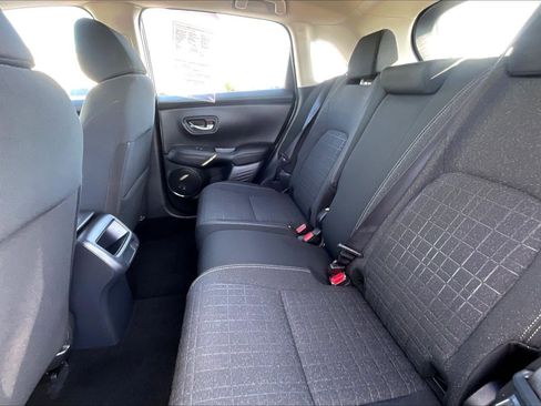 Used 2025 Honda HR-V LX image 21