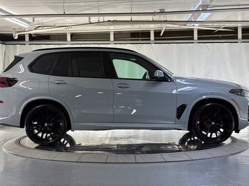 Certified 2024 BMW X5 sDrive40i w/ M Sport Package RWD image 7
