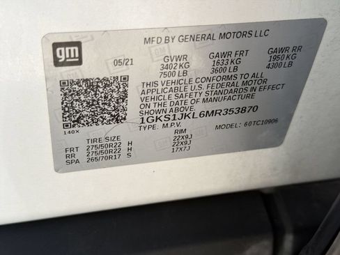 Used 2021 GMC Yukon XL Denali w/ Denali Premium Package RWD image 6