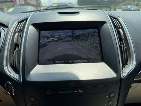 Used 2020 Ford Edge Titanium w/ Equipment Group 301A FWD image 14