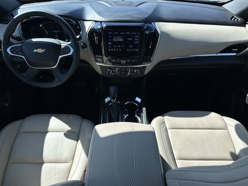 Certified 2023 Chevrolet Traverse LT w/ LT Premium Package AWD/4WD image 13