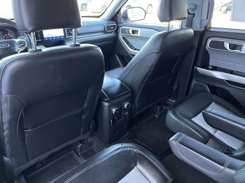 Used 2023 Ford Explorer XLT w/ Equipment Group 202A image 24