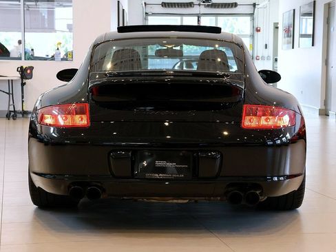 Used 2005 Porsche 911 Carrera S RWD image 45