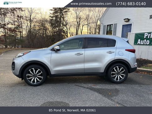 Used 2017 Kia Sportage EX w/ EX Technology Package image 8