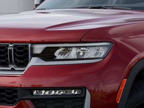 New 2026 Jeep Grand Cherokee Limited image 10
