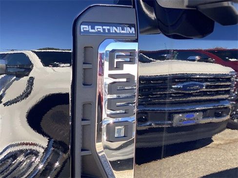 New 2026 Ford F250 Platinum w/ Platinum Plus Package image 28