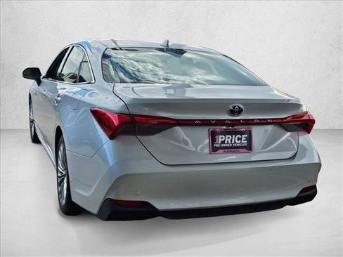 Used 2019 Toyota Avalon Limited w/ Advanced Safety Package image 7