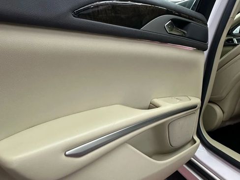 Used 2014 Lincoln MKZ w/ Equipment Group 101A Select image 20