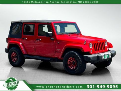 Used 2015 Jeep Wrangler Unlimited Sahara w/ Connectivity Group AWD/4WD image 1