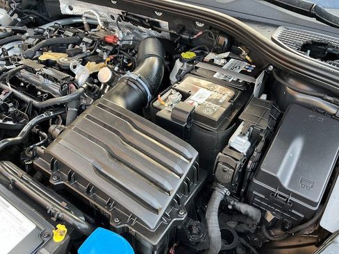 Used 2022 Volkswagen GTI SE w/ SE Leather Package image 31