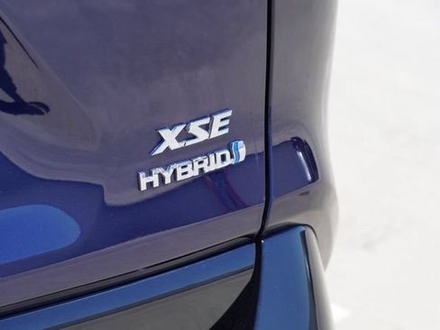 Used 2021 Toyota RAV4 XSE AWD/4WD image 14