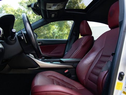Used 2016 Lexus IS 200t w/ F Sport Package RWD image 23