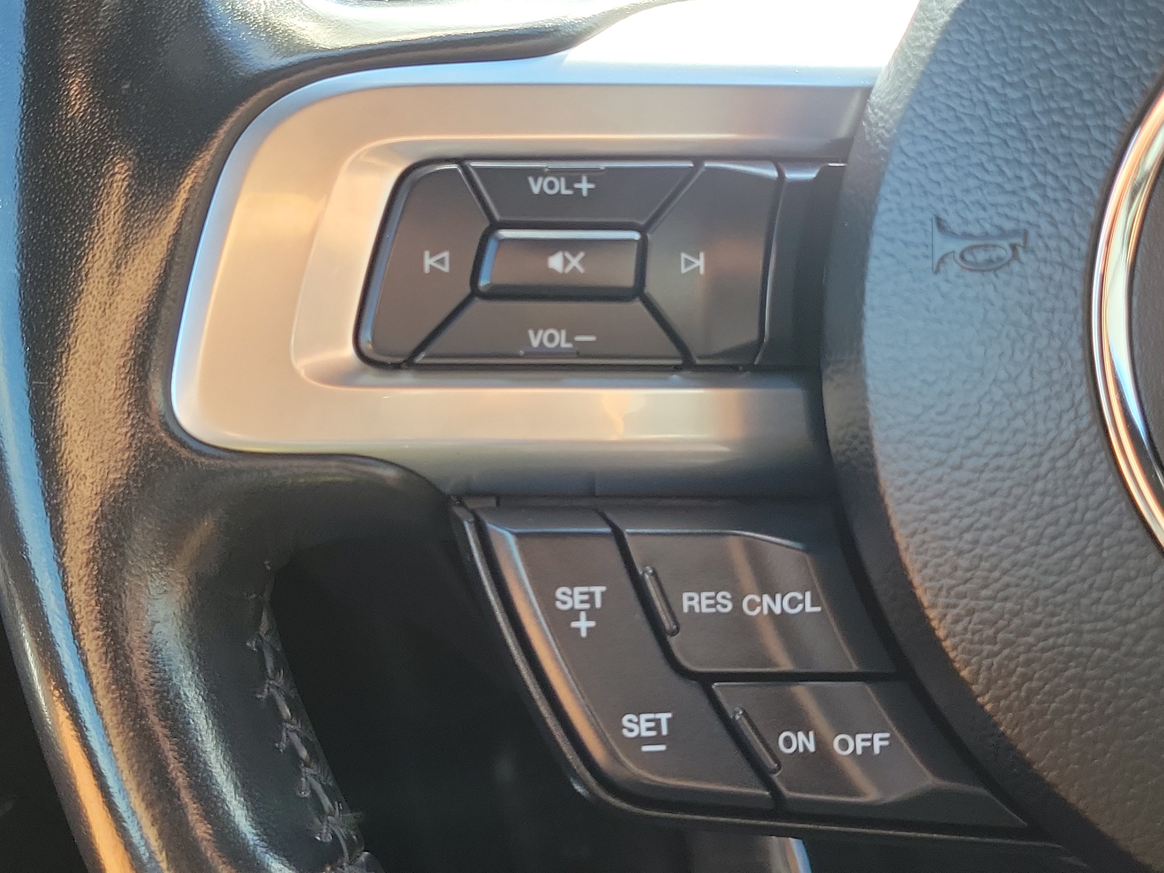 Used 2022 Ford Mustang Premium RWD image 17