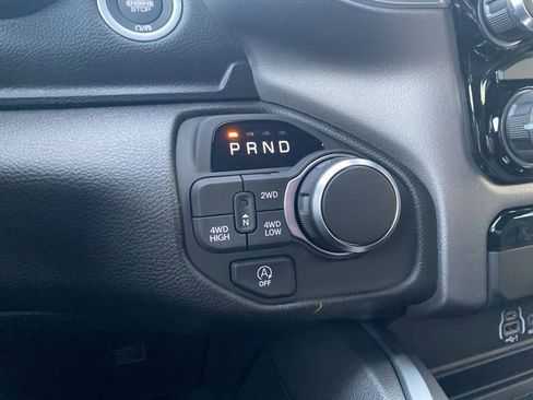New 2026 RAM 1500 Express AWD/4WD image 24