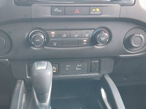 Certified 2023 Nissan Frontier SV w/ Technology Package image 17