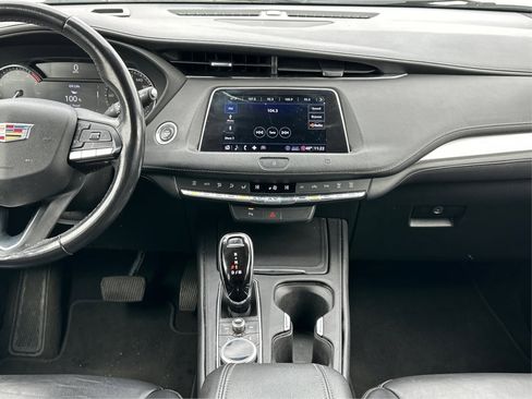 Used 2020 Cadillac XT4 Premium Luxury image 17